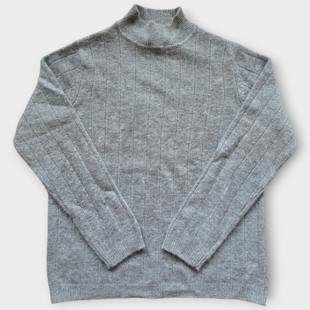 Charter Club Wool Light Gray Turtleneck Sweater. Size: M
